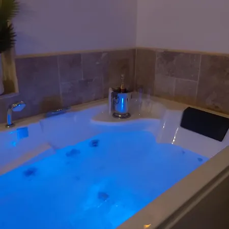 아파트 Loveroom&spa L'instant D'evasion Lampaul-Plouarzel